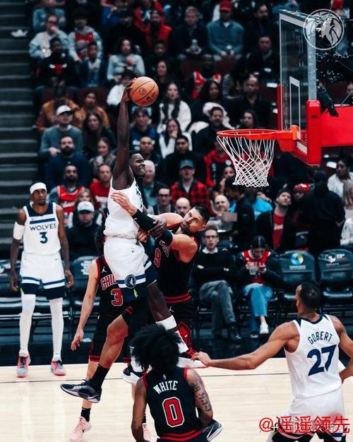 CBA俱乐部杯：爱德华兹23+7+5 江苏逆转辽宁